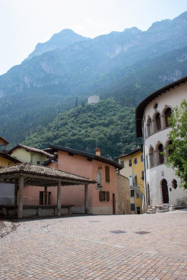 Residenza Romantica Riva del Garda Luaran gambar